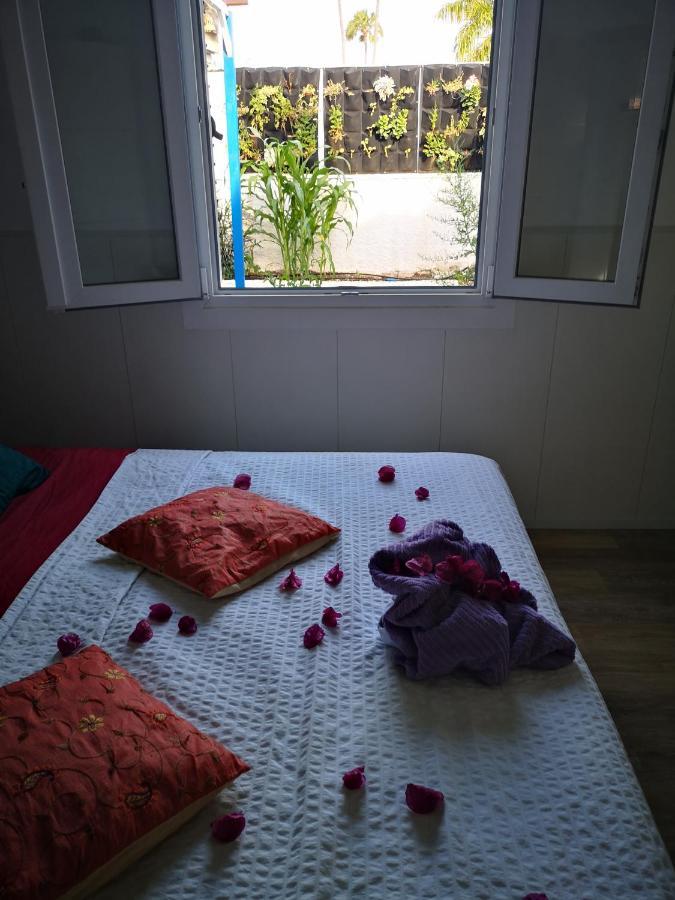 ماسبالوماس Yumbo Room المظهر الخارجي الصورة